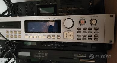 Akai s3000xl sampler 