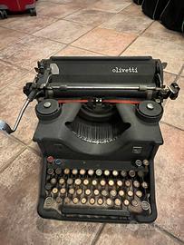 Olivetti M40 macchina da scrivere
