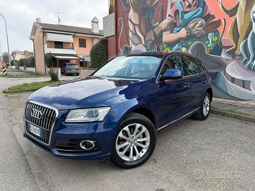 Audi Q5 2.0 tdi quattro