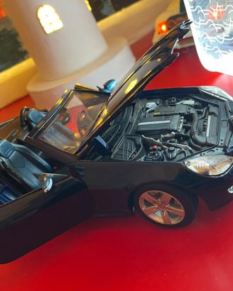 Maisto Mercedes slk blu met scala 1:18