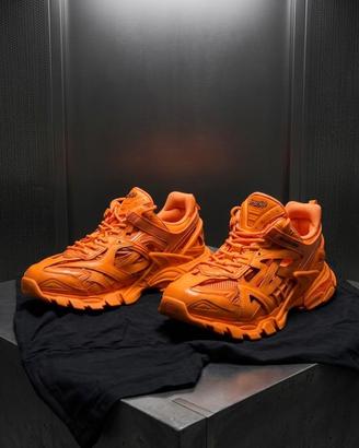 Balenciaga Track2