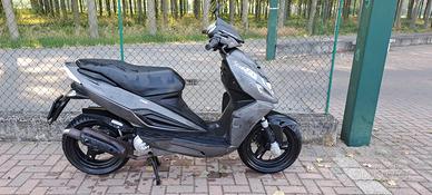 Malaguti F12 R - 50 CC a liquido