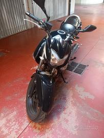 Suzuki inazuma 250