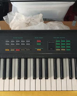 Tastiera Yamaha PSR-6 Anni '80 funzionante