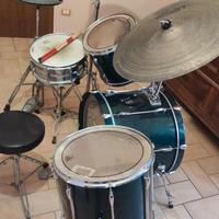 Batteria Pearl export con Tom sospeso 