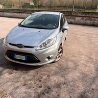 Ford fiesta anno 2010