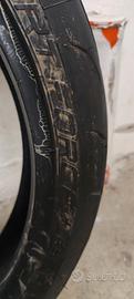 gomme moto
