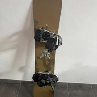Tavola e attacchi snowboard