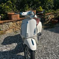 VESPA PRIMAVERA