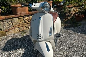 VESPA PRIMAVERA
