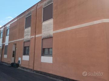 Trilocale zona stazione 100 mq + box auto