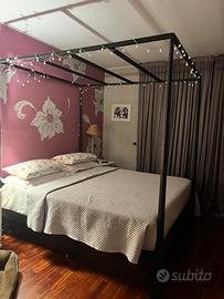 Letto baldacchino