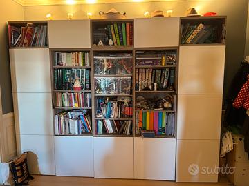 Grande libreria IKEA 300×230 cm