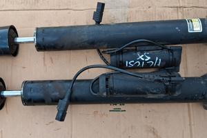 ammortizzatori Pneumatici anteriori posteriori Mer