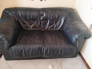 divano ecopelle comodo 