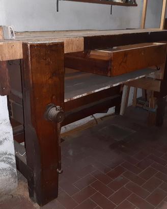 Tavolo da falegname.