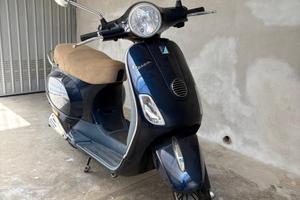 Vespa lx50 2t 2011
