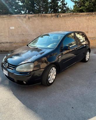 Golf 5 serie 2000 tdi