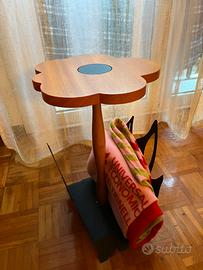 Tavolino portariviste Arte e Mestieri