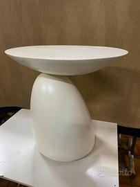 Tavolino Parabel di Eero Aarnio Design Scultoreo