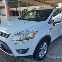 FORD KUGA TITANIUM POWERSHIFT 4x4