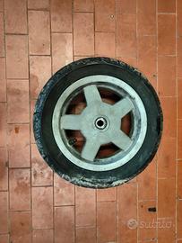 Cerchio posteriore Vespa 125/150 S/LX da 10