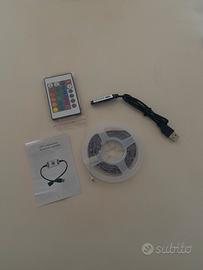 Striscia LED RGB 10 Metri con Controllo USB