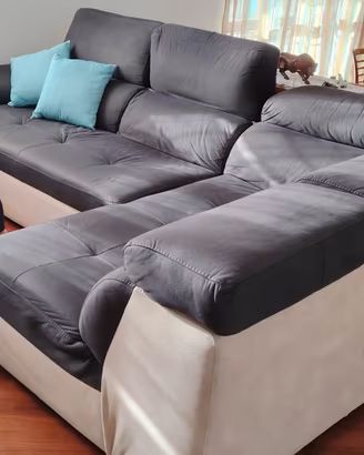 Divano angolare  con pouf
