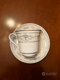 SET finissima porcellana da the piattini e tazze