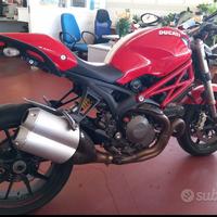 Ducati Monster 1100 evo 2012