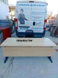 scrivania  color legno chiaro 180x80