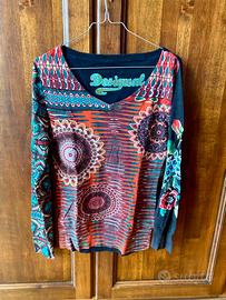 Maglione con scollo a v nero Desigual