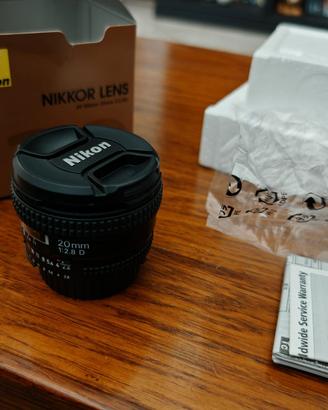 Obiettivo Nikkor AF20mm F2.8D per Nikon