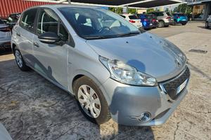 PEUGEOT 208 1.4 8V HDi 68CV 5p. Allure