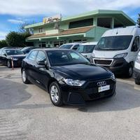 AUDI A1 SPB 25 TFSI Business NAVIG/PDC/CARPLAY