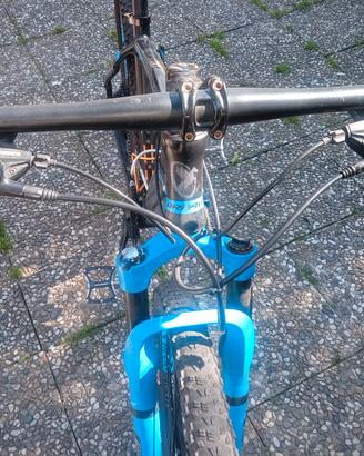  bicicletta montai baik