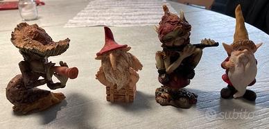 4 statuine elfi e gnomi da collezione