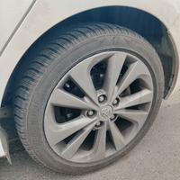 Pneumatici Invernali 225/45 R17 94V Bridgestone
