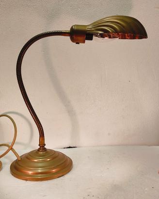 Lampada Conchiglia in ottone Mid Century 