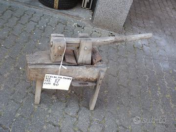 antico cavalletto schiaccia patate