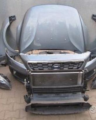 Ricambi usati Volvo V40 V50 V70 v90 V60 2006.23
