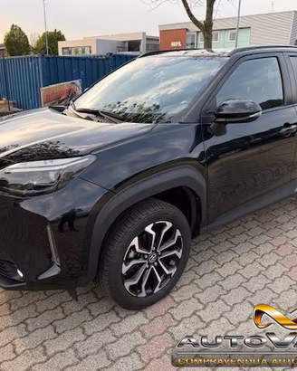 TOYOTA Yaris Cross 1.5 Hybrid 5p. E-CVT Trend Le