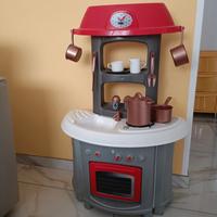 Cucina giocattolo 