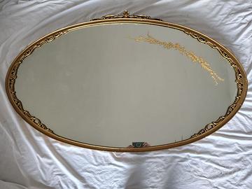 SPECCHIO ELITTICO, cornice dorata, dim. 175 x 110