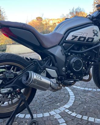 CFMoto CL-X 700 Heritage 2022 – Scarico+Accessori