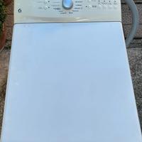 Lavatrice con carica dall’alto Whirlpool- 5 kg