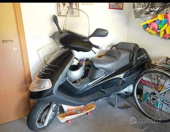 Piaggio Exagon 180