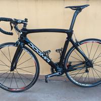 bici da corsa Pinarello Dogma F8