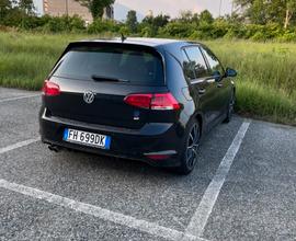 Volkswagen Golf VII R-Line TSI 125 CV