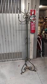 Attaccapanni da terra in ferro battuto